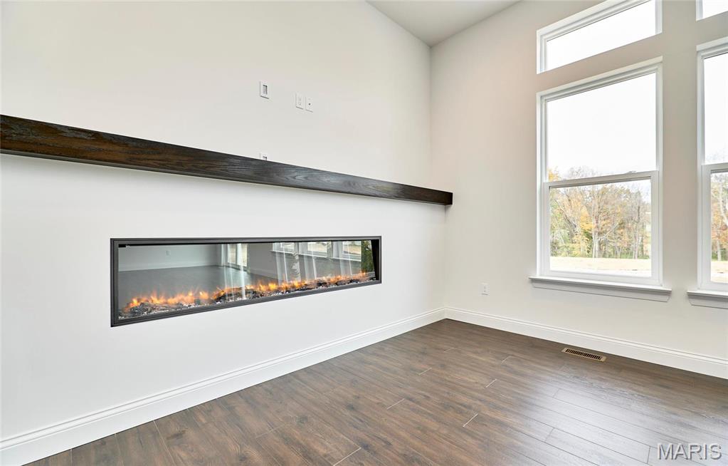 Majestic Lakes - Residential