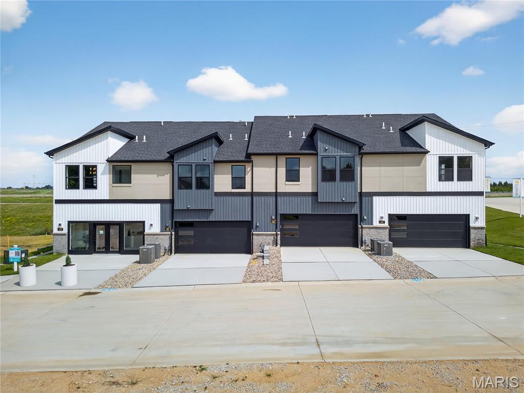 Townes at Lienemann - Residential