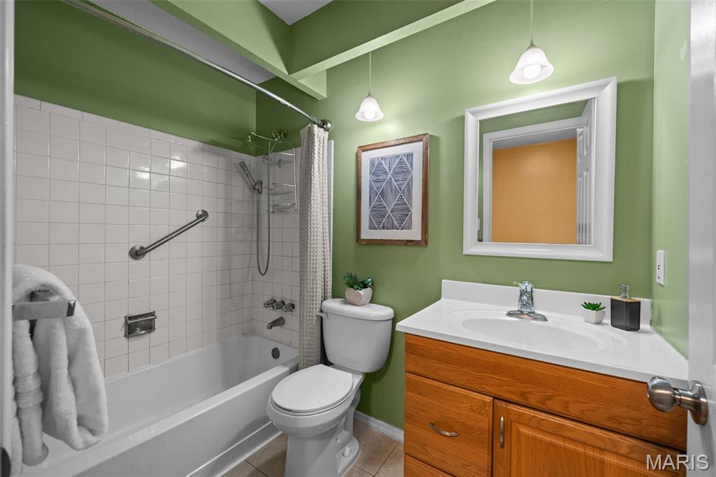 Hickory Sound Condo I Ph I - Residential