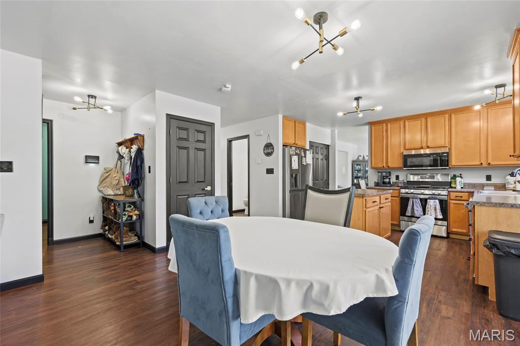 Estates of Hickory Manor - Residential