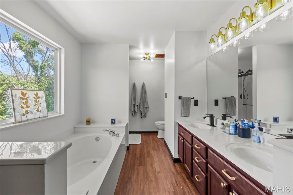 Estates of Hickory Manor - Residential
