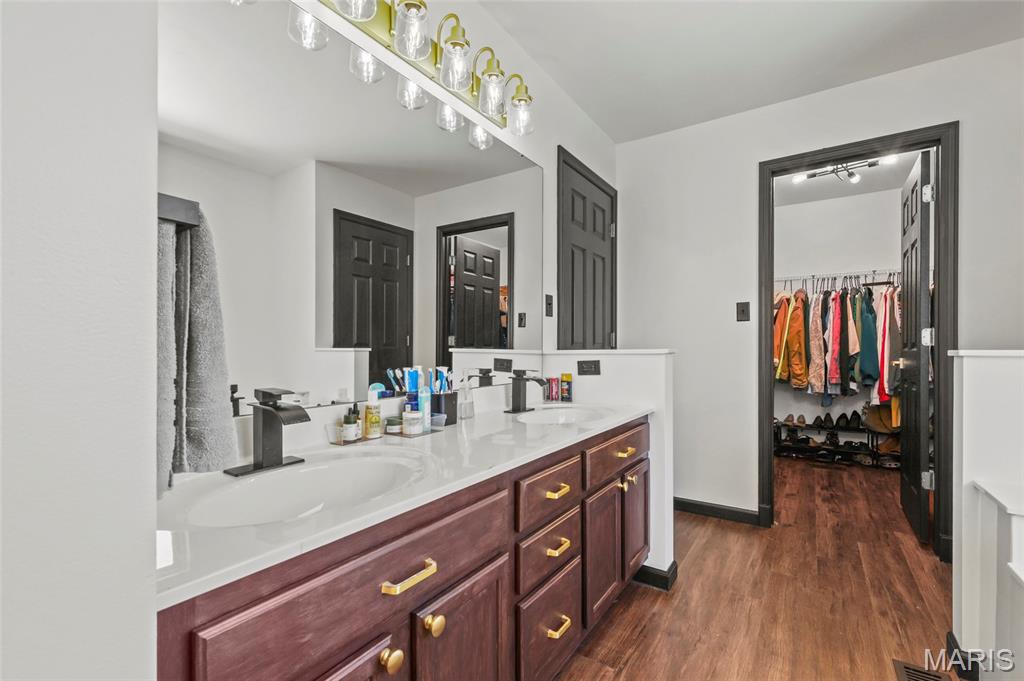 Estates of Hickory Manor - Residential