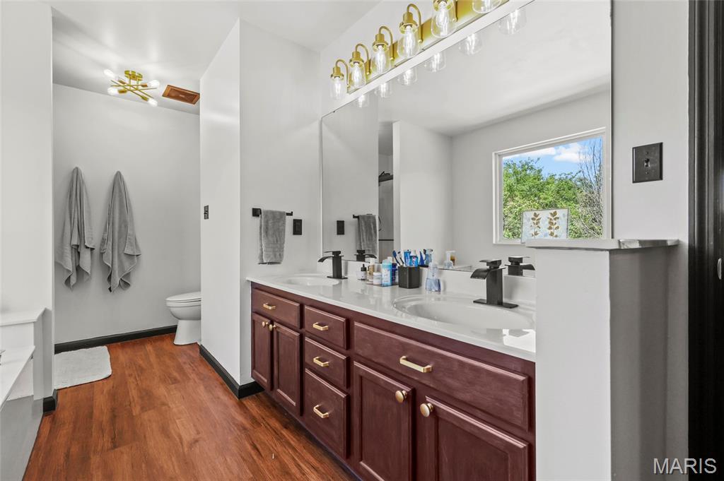 Estates of Hickory Manor - Residential