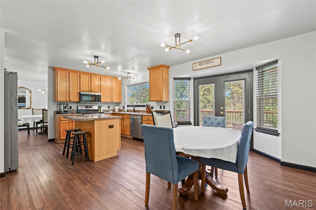 Estates of Hickory Manor - Residential