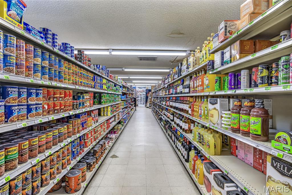 na - Commercial Sale