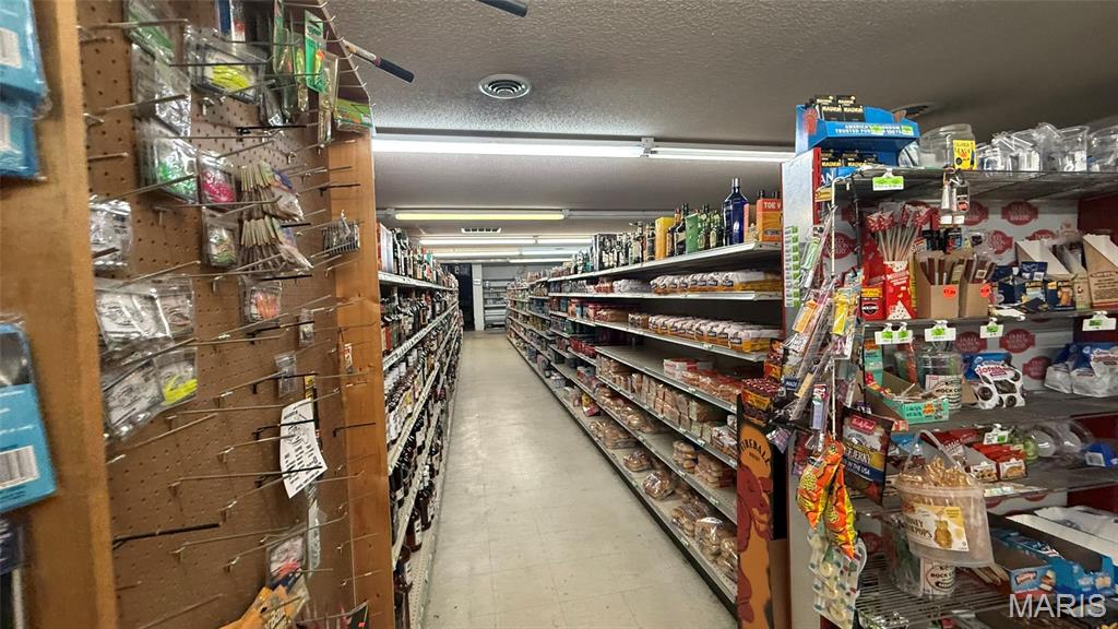 na - Commercial Sale