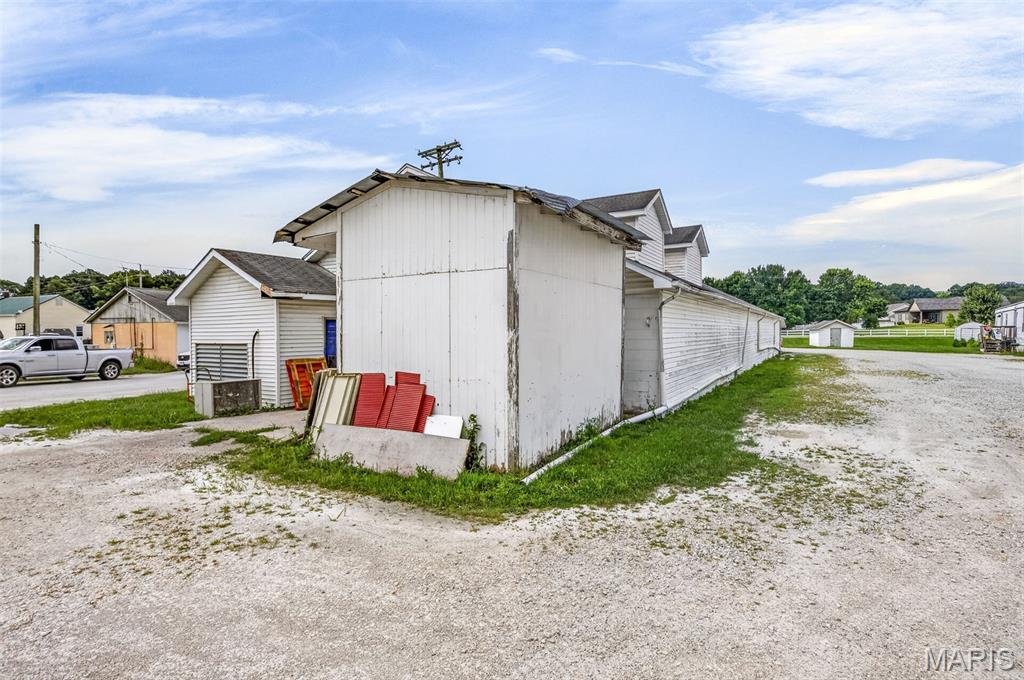na - Commercial Sale
