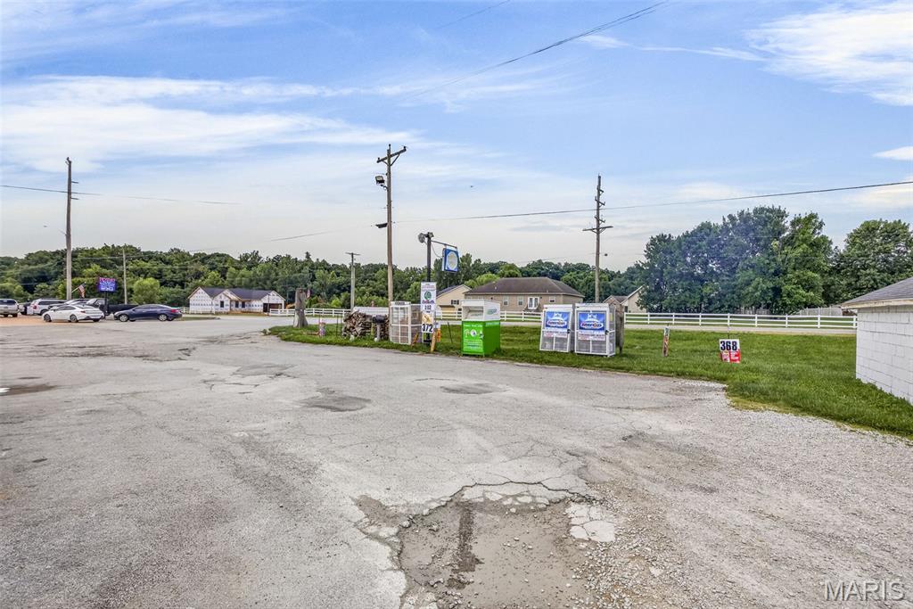 na - Commercial Sale