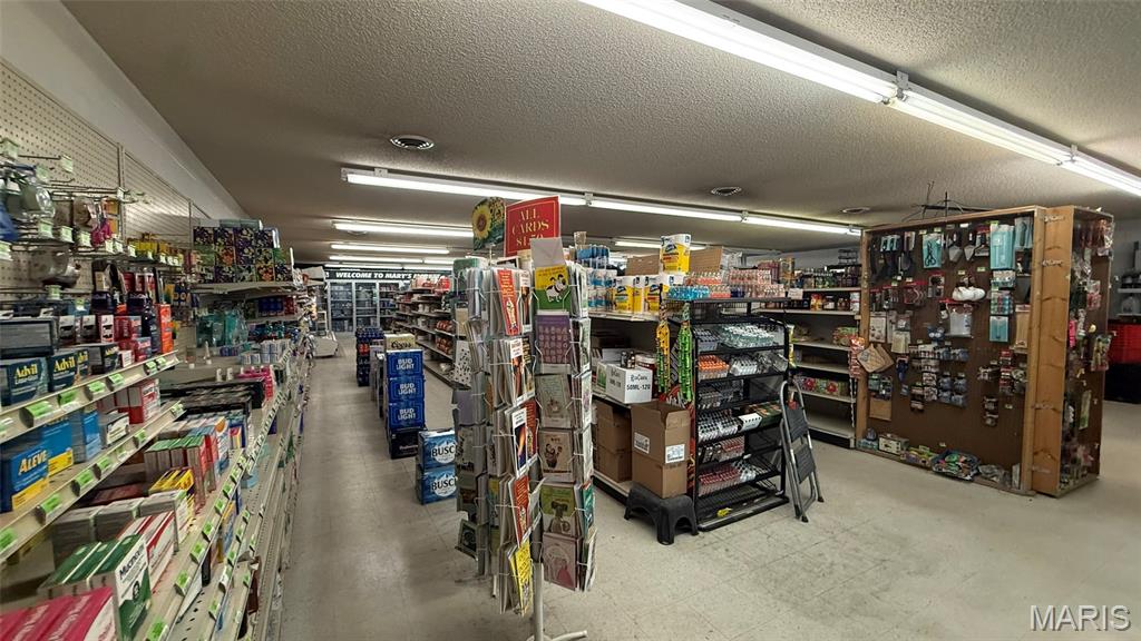 na - Commercial Sale