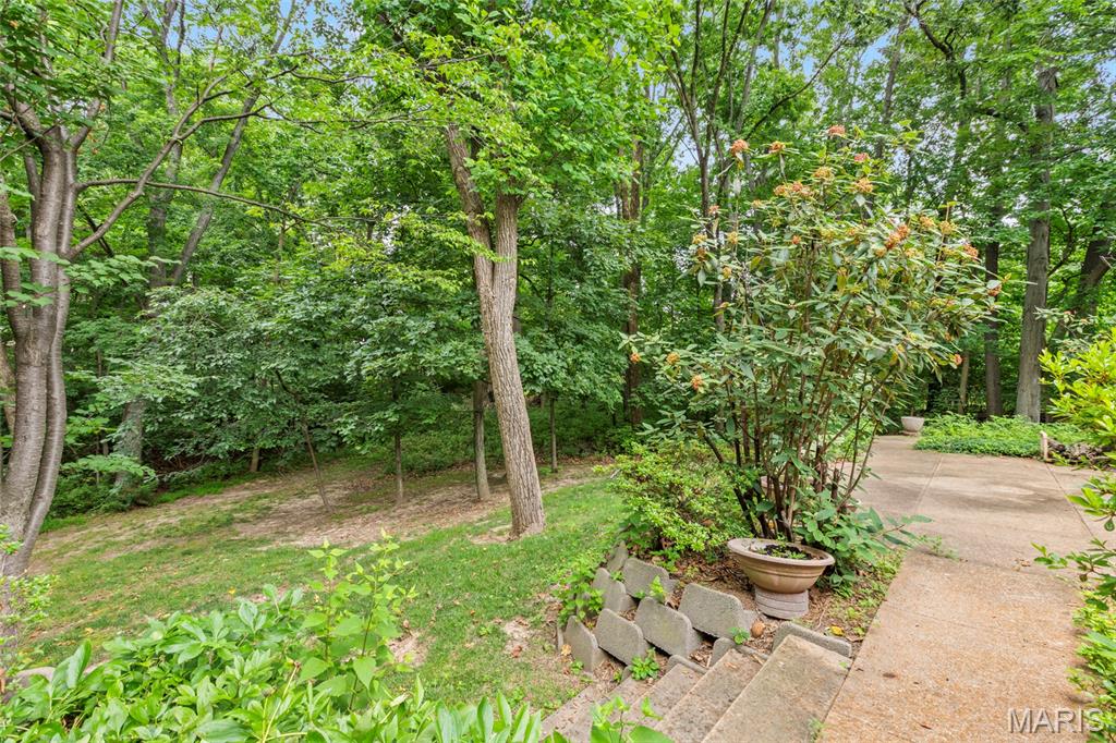 Meadowbrook Country Club Estates - Residential