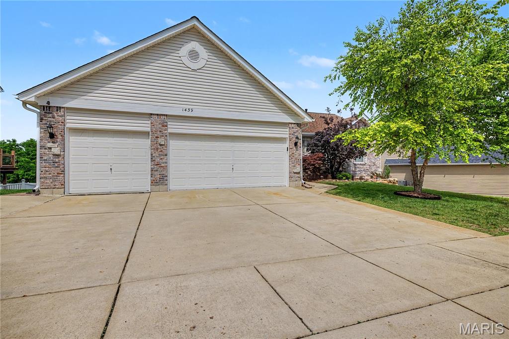 Estates/Fox Pointe - Residential