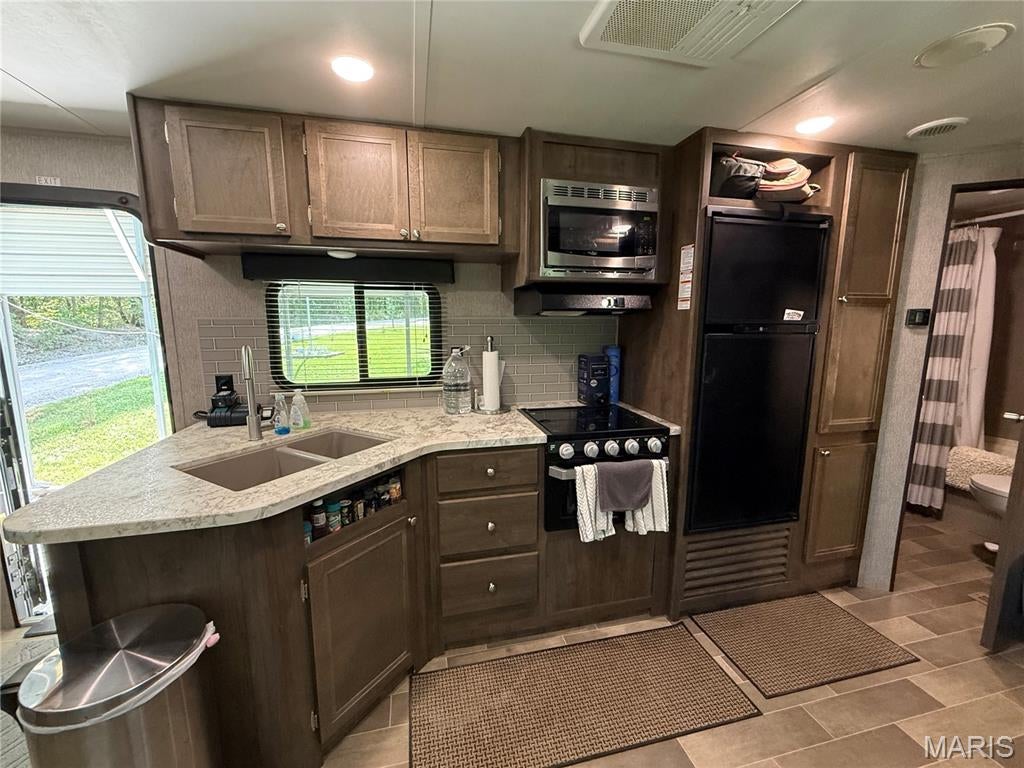 Pinnacle Lake Estates - Land