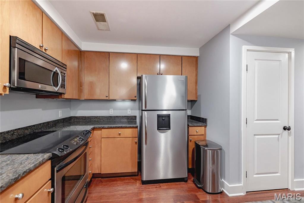Supplemental Marquette Bldg Up - Residential Lease