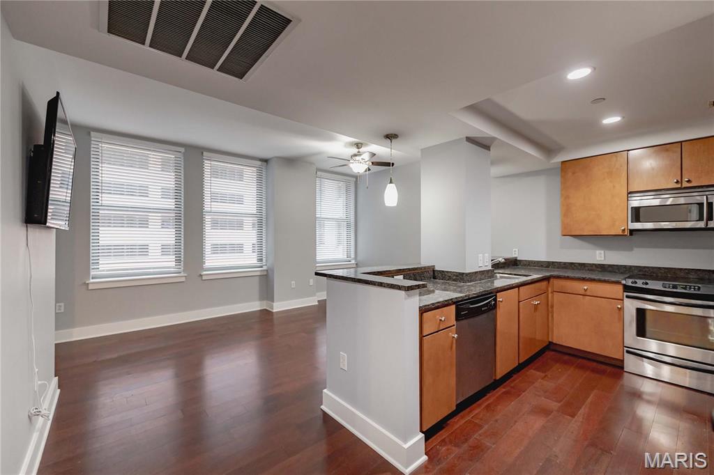 Supplemental Marquette Bldg Up - Residential Lease