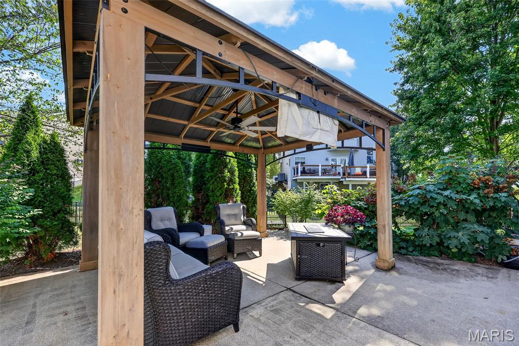 Chestnut Hills Village - Residential