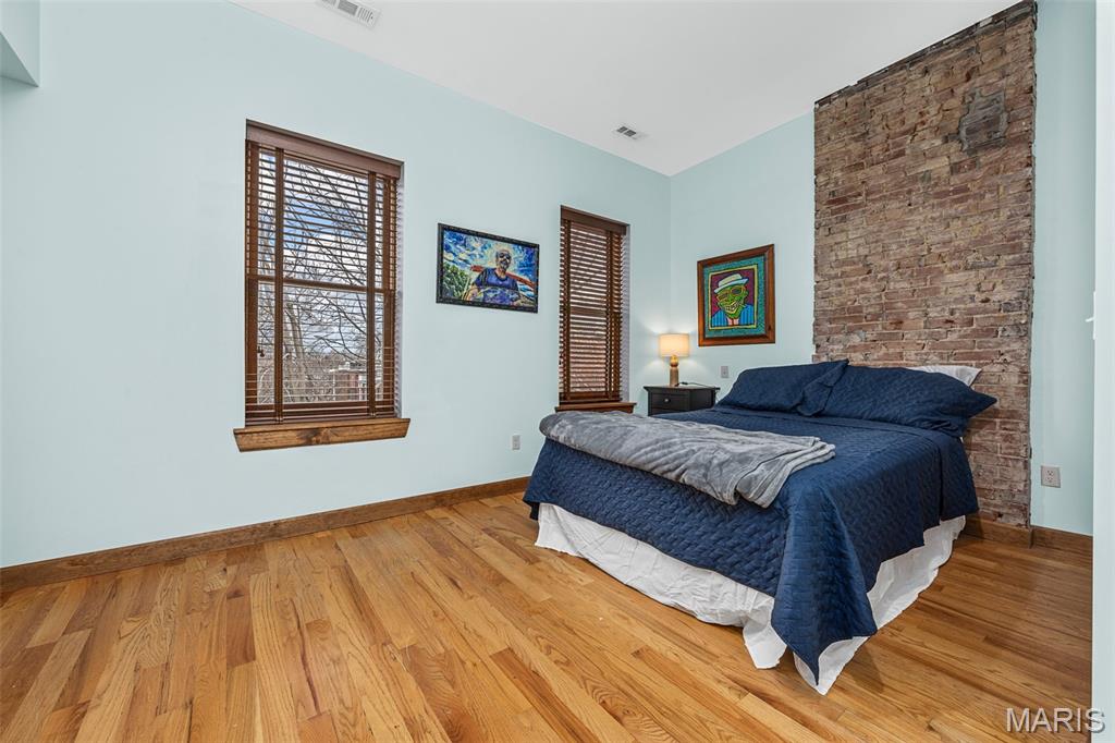 City/St Louis - Commercial Sale