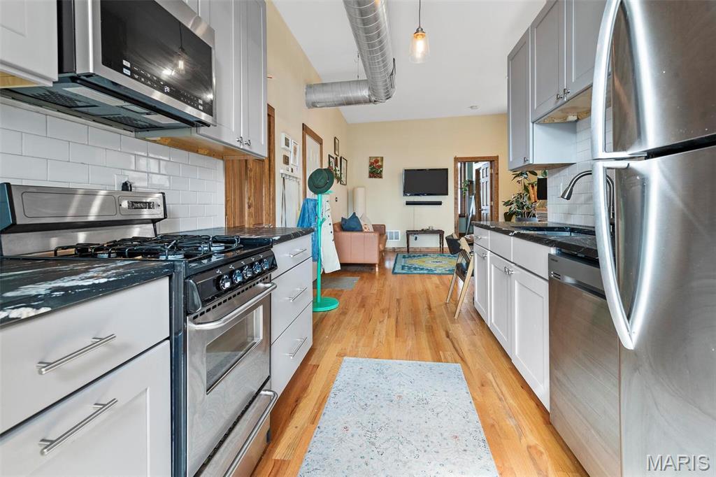 City/St Louis - Commercial Sale