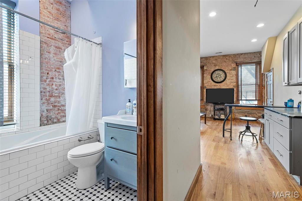 City/St Louis - Commercial Sale