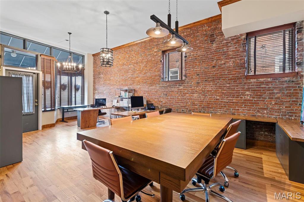 City/St Louis - Commercial Sale