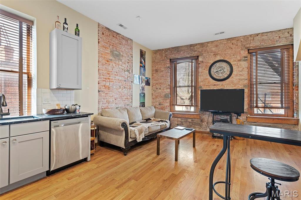 City/St Louis - Commercial Sale