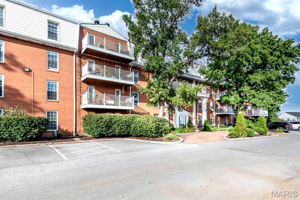 Manors At Village Green Condo - Residential