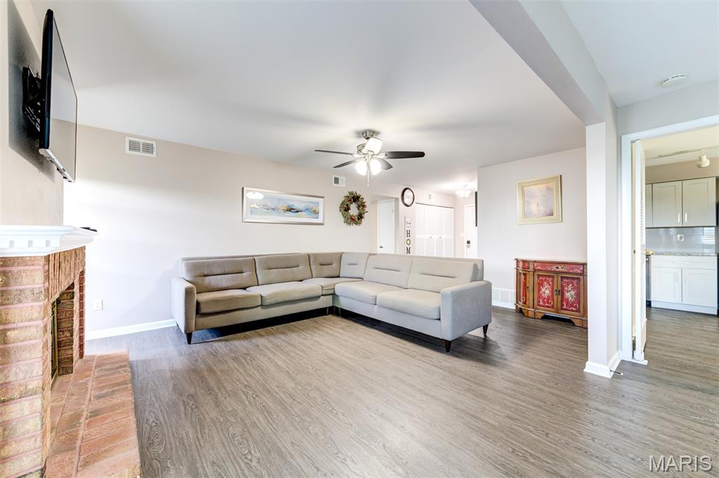 Manors At Village Green Condo - Residential