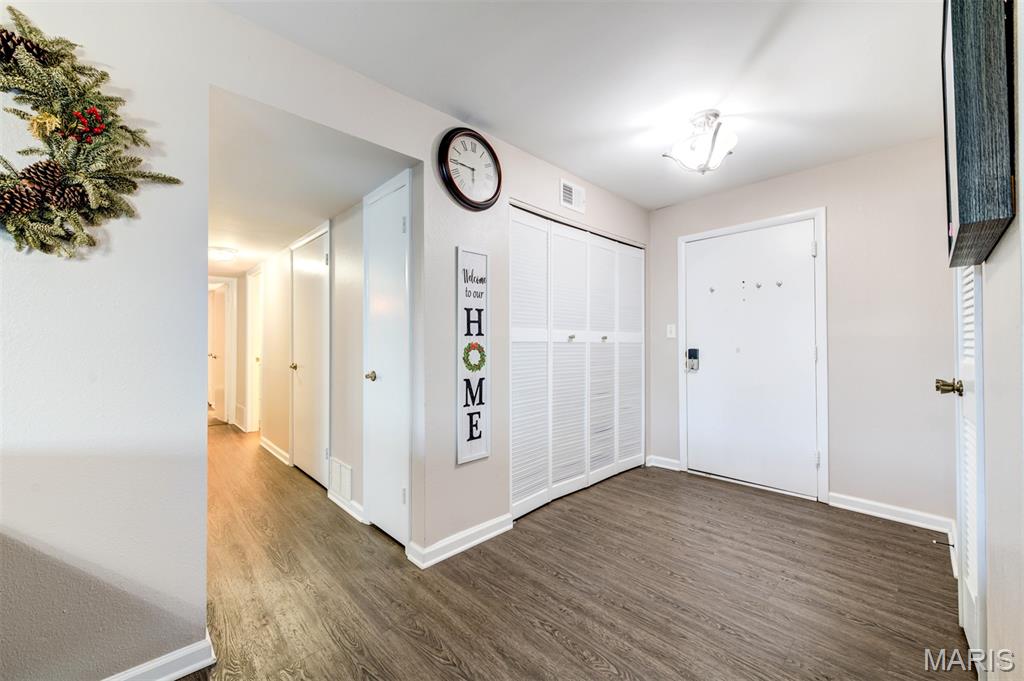 Manors At Village Green Condo - Residential