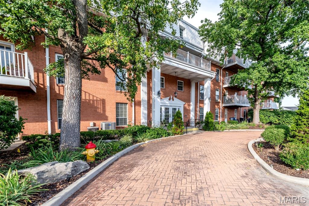 Manors At Village Green Condo - Residential
