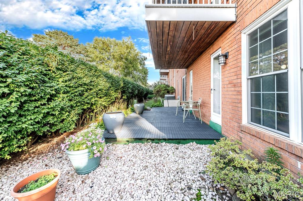 Manors At Village Green Condo - Residential