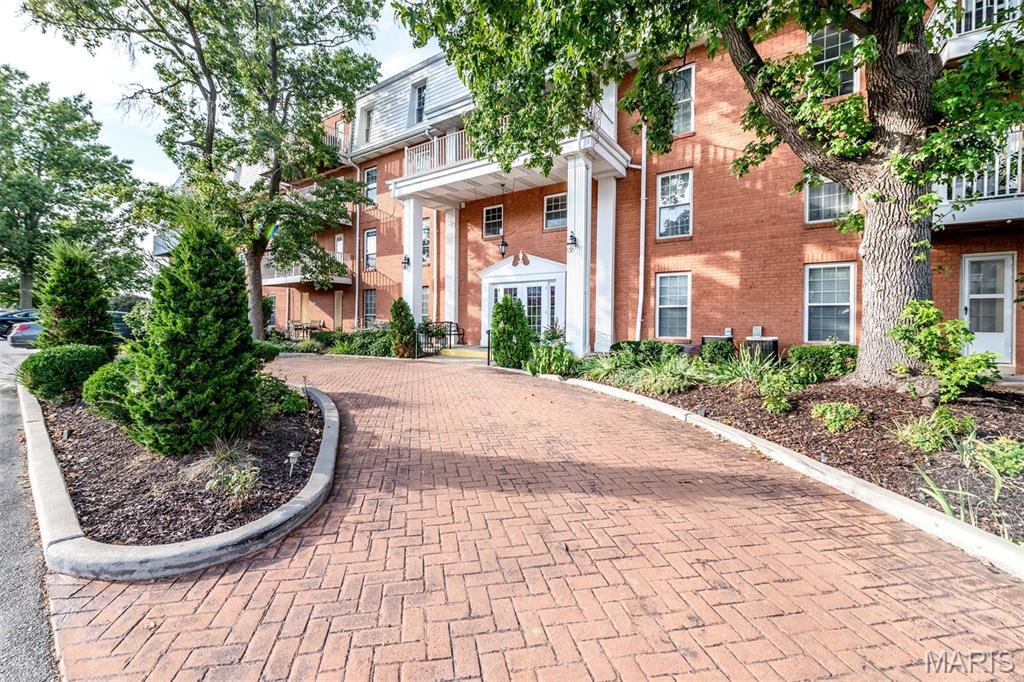 Manors At Village Green Condo - Residential