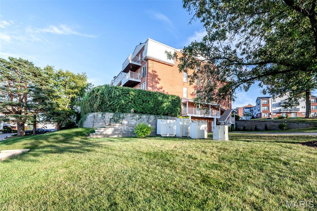 Manors At Village Green Condo - Residential