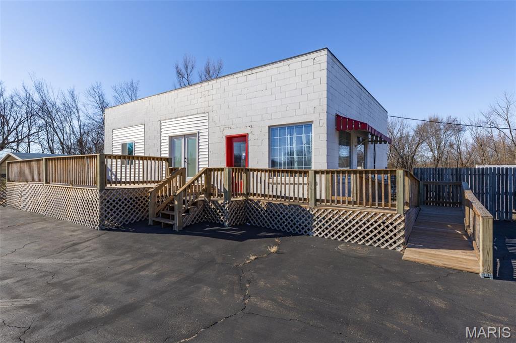 none - Commercial Sale