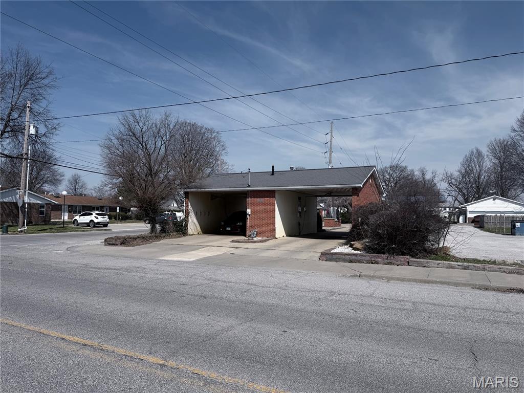 City/Mt Olive - Commercial Sale