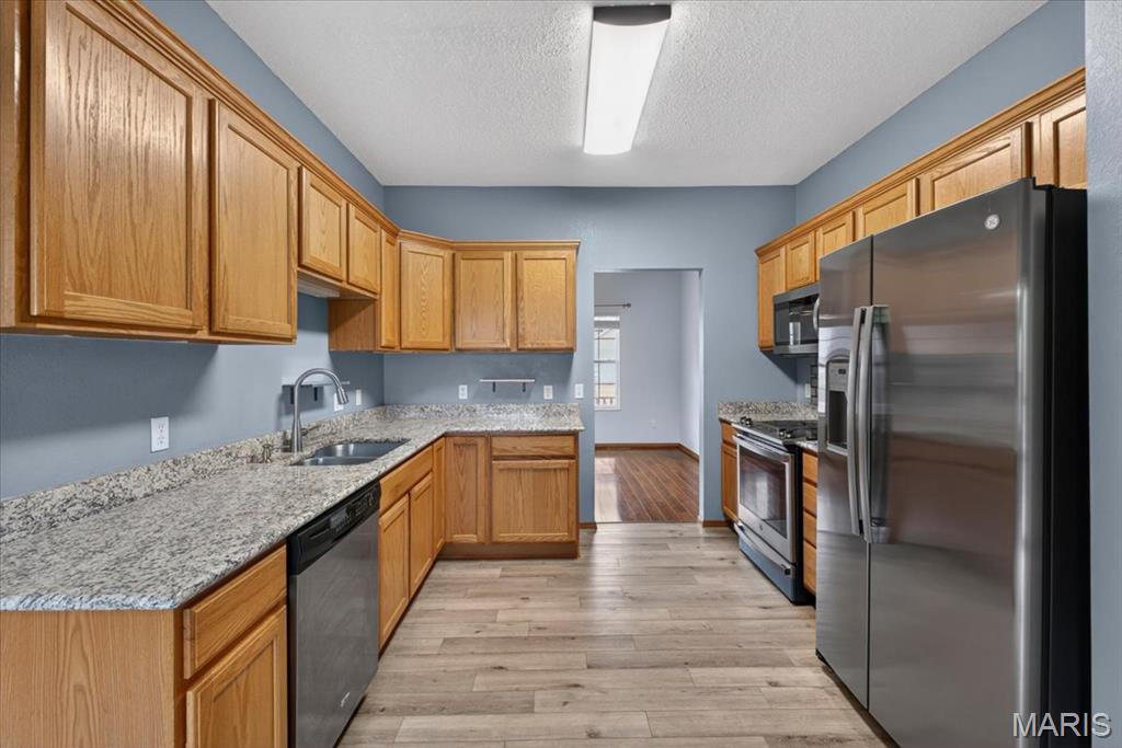 At Fairwood Hills 2nd Add - Residential