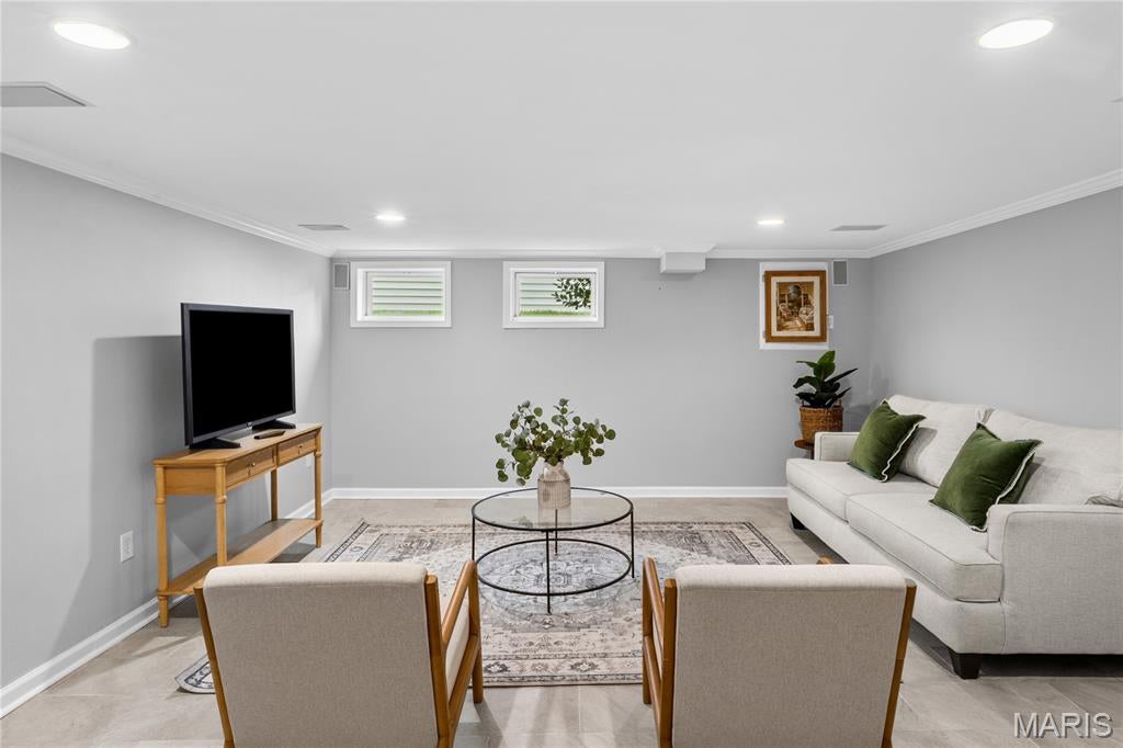 Mayer Wedgwood Green Pheasant Run - Residential