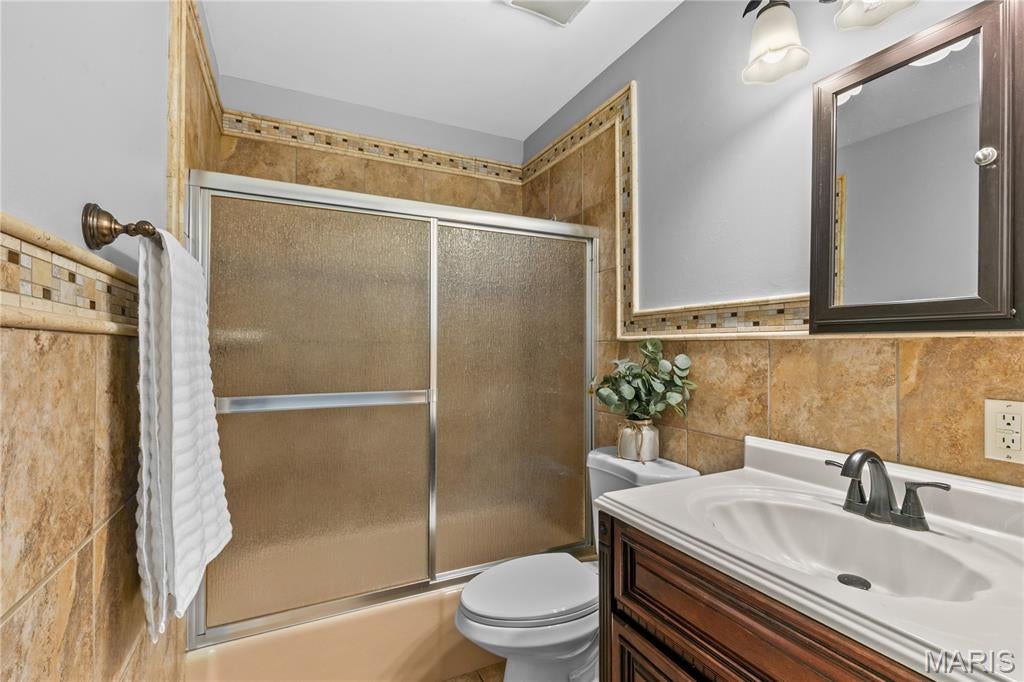 Mayer Wedgwood Green Pheasant Run - Residential