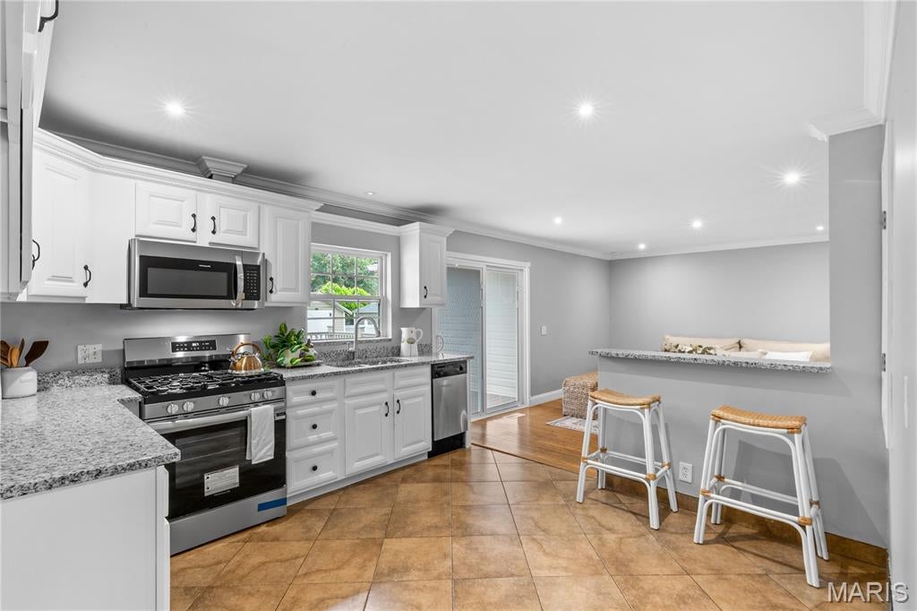 Mayer Wedgwood Green Pheasant Run - Residential