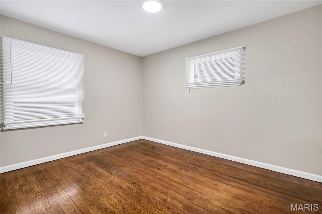 Oakwood Park 2 - Residential Lease