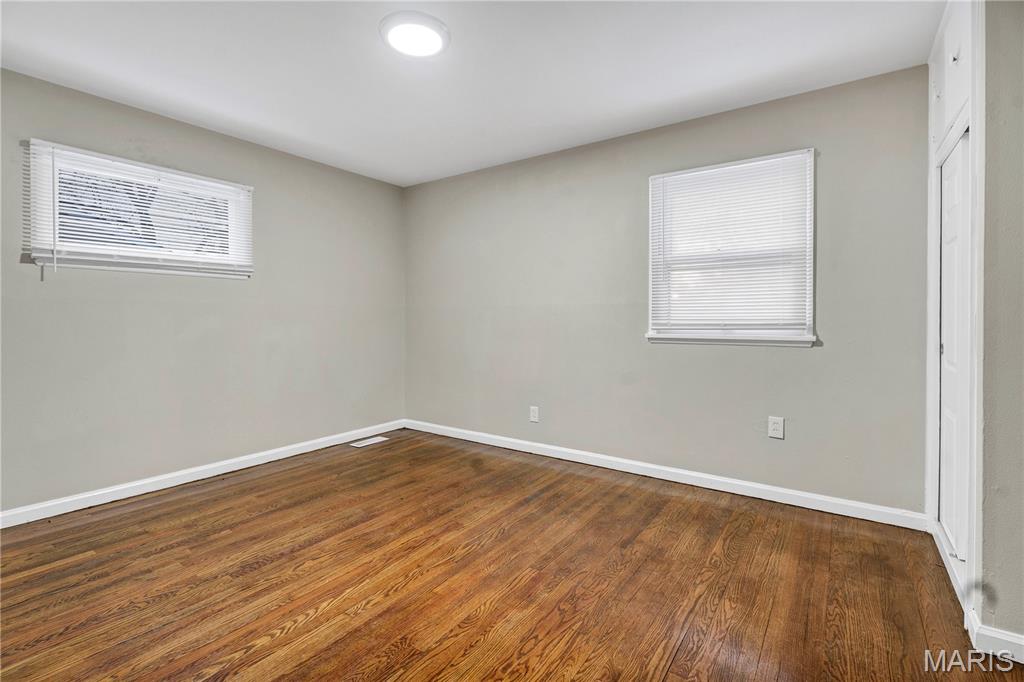 Oakwood Park 2 - Residential Lease