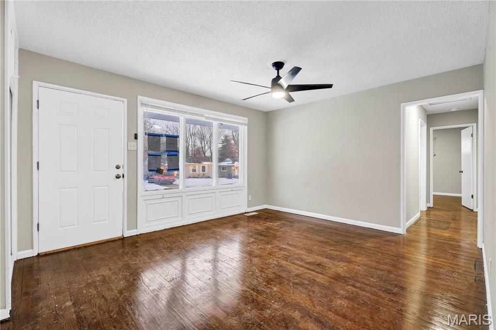 Oakwood Park 2 - Residential Lease