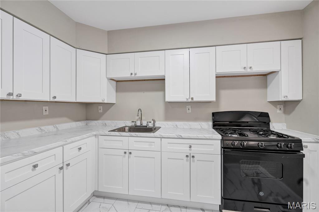 Oakwood Park 2 - Residential Lease