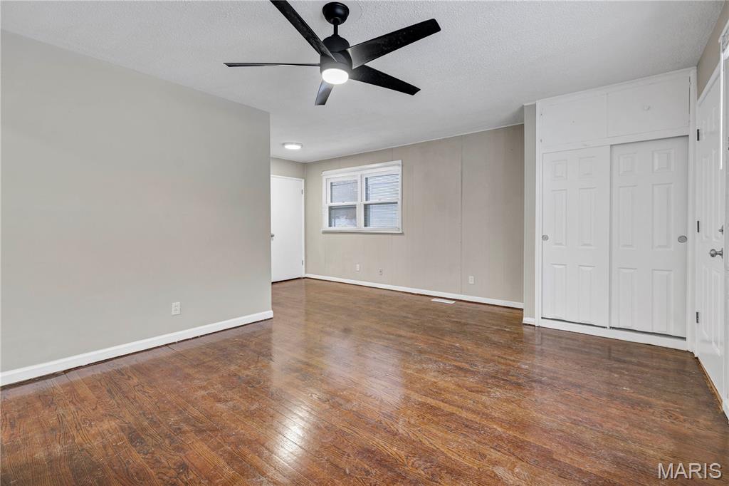 Oakwood Park 2 - Residential Lease
