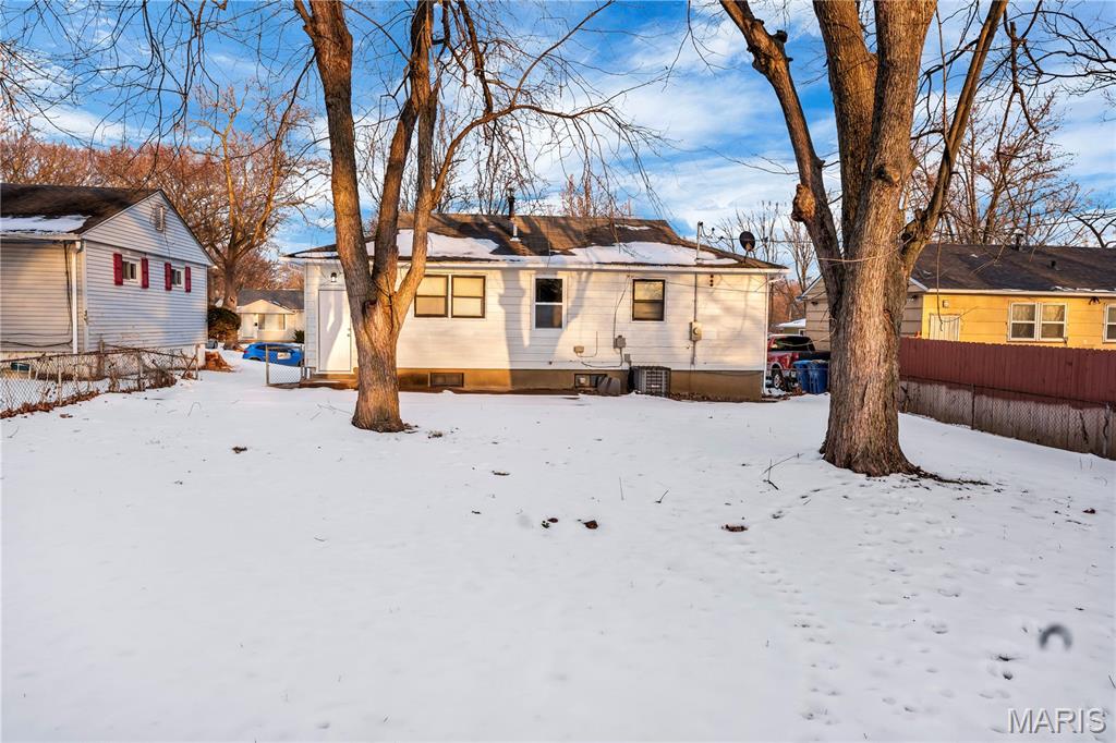 Oakwood Park 2 - Residential Lease
