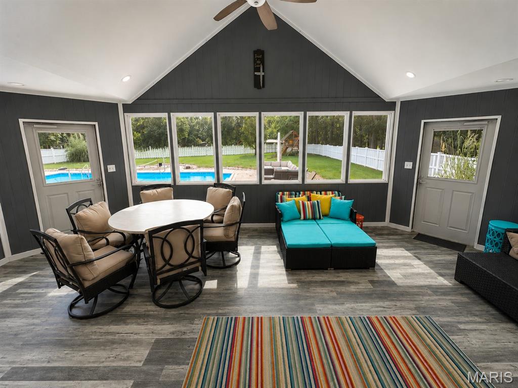 Oaks - Residential