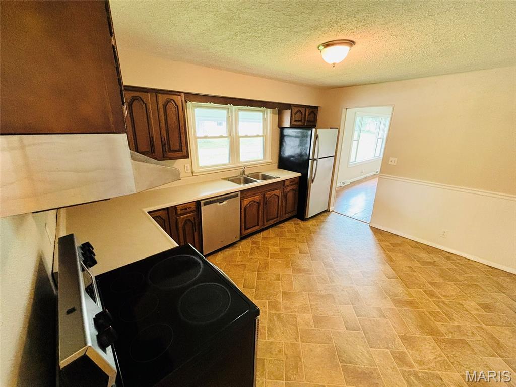 Hickory Grove - Residential