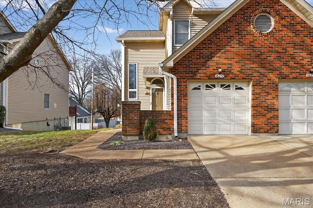 Clarkson Grove Condo Fourth - Residential
