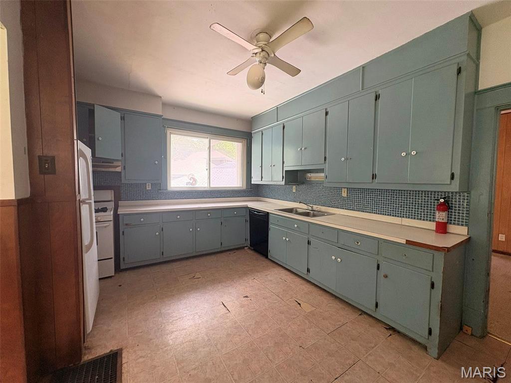 MCKENZIE PLACE - Residential