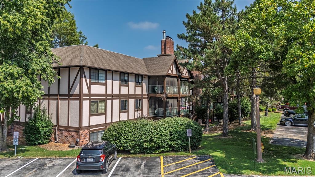 Heritage Garden Condos - Residential