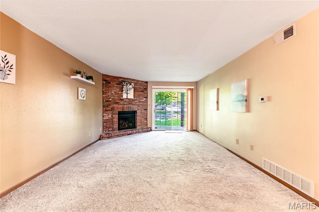 Heritage Garden Condos - Residential