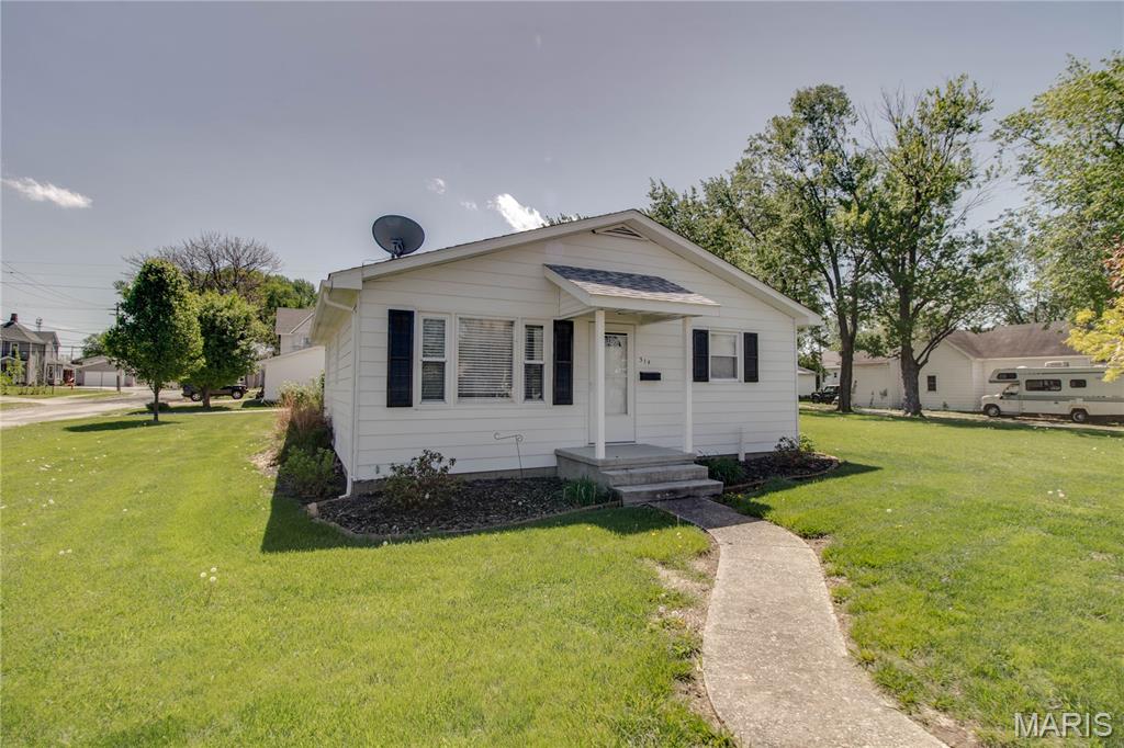 Burkes Add - Residential Lease
